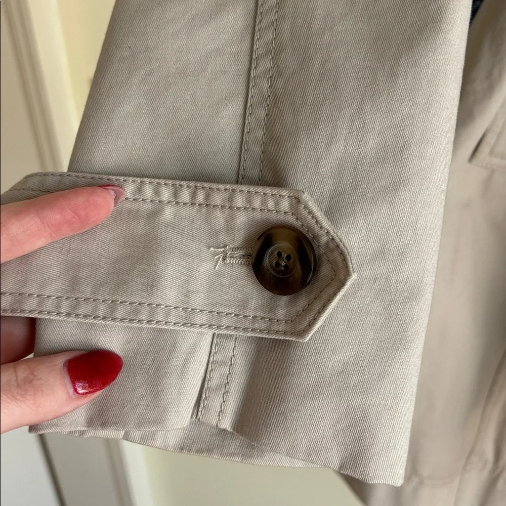 Old Navy Light Tan Trench Coat, Medium - Picture 5 of 11